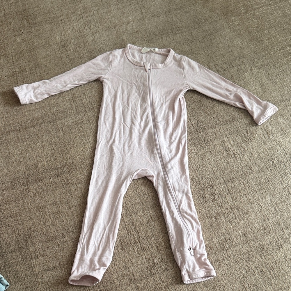 Kyte zip Pink pajamas 12-18M bamboo